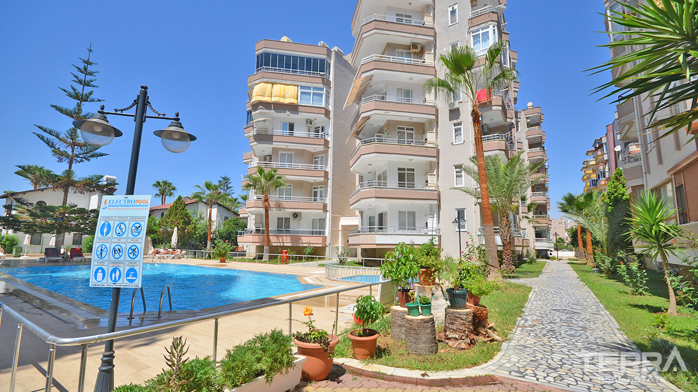 2-Bedroom Apartment with Sea View in Mahmutlar, Alanya - 56012