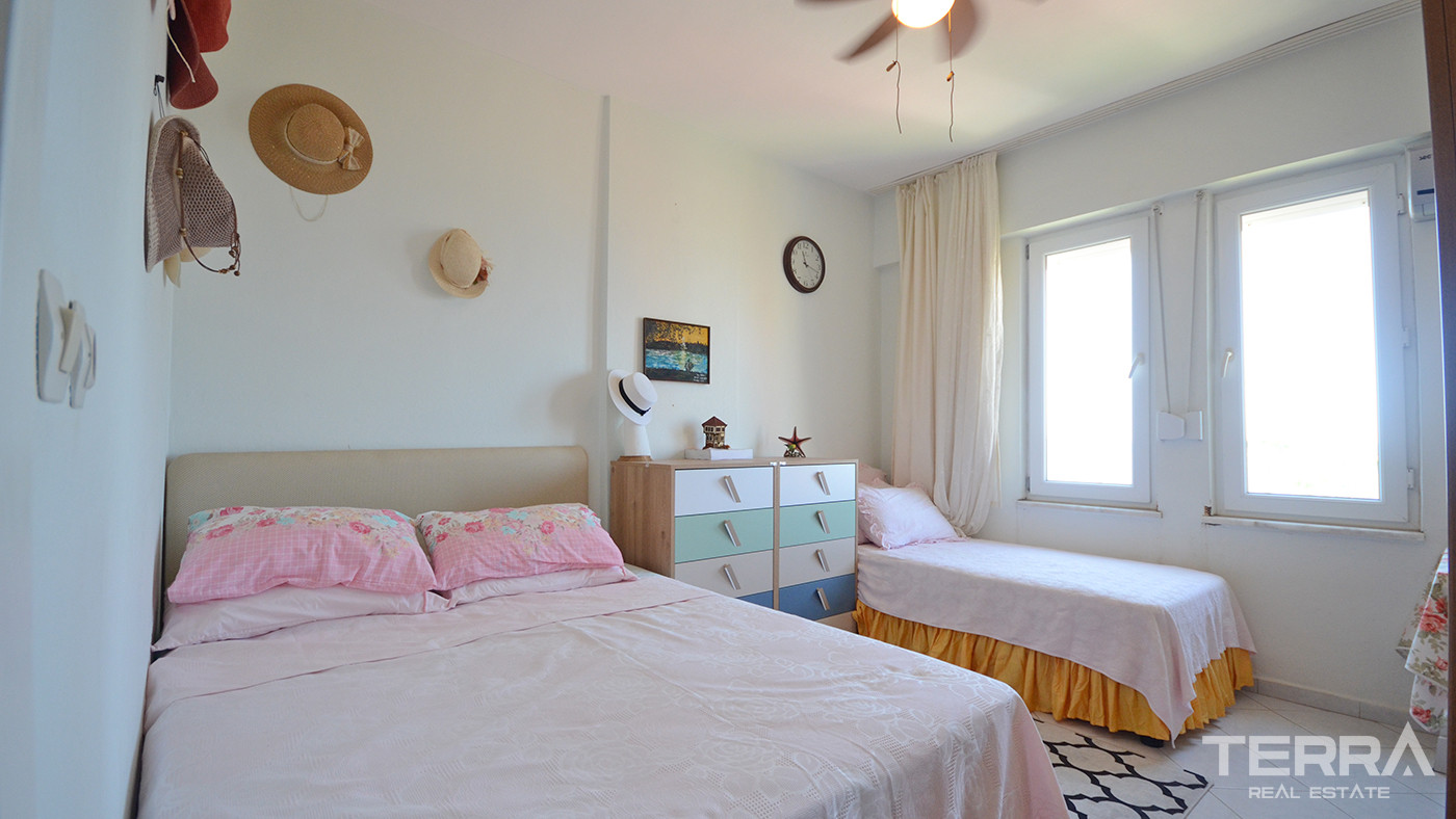 2-Bedroom Apartment with Sea View in Mahmutlar, Alanya - 56030