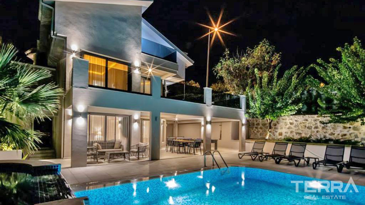 Investment New Villa with Outdoor and Indoor Pools in Fethiye, Ovacık - 56165