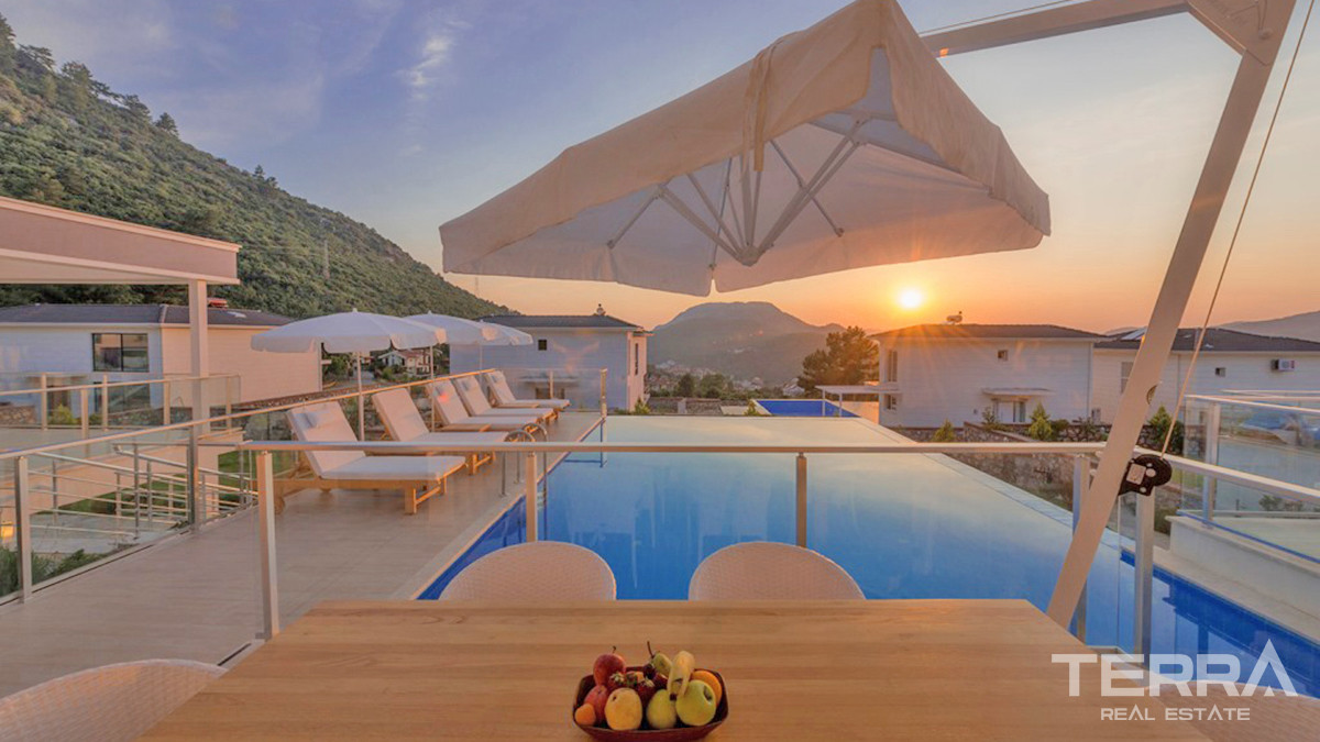 Luxury Villa with Infinity Pool and Sea View in Fethiye, Ovacık - 56216