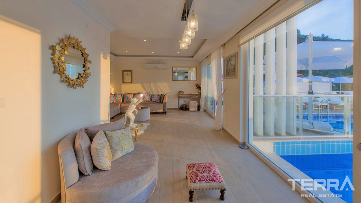 Luxury Villa with Infinity Pool and Sea View in Fethiye, Ovacık - 56235
