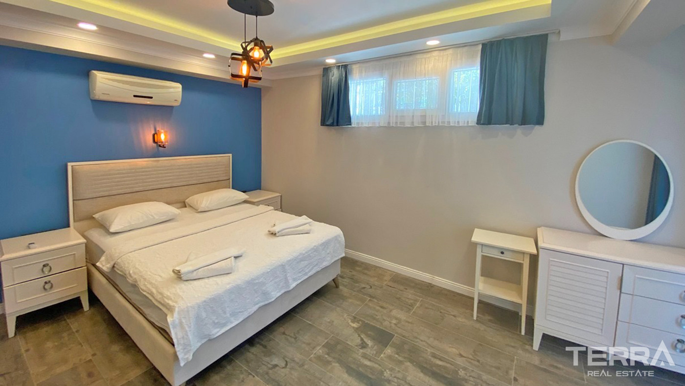 Resale Apartment with Pool and Mountain View in Fethiye, Hisarönü - 56557