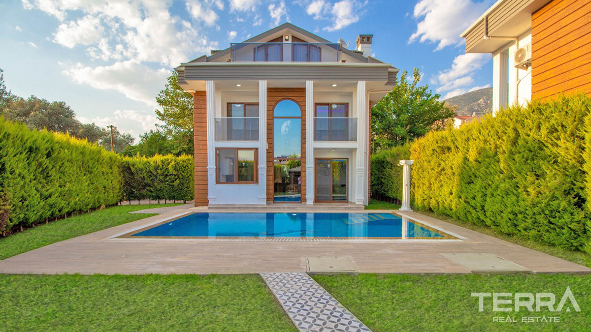 Resale 4-Bedroom Villa with Large Swimming Pool in Fethiye, Ovacık