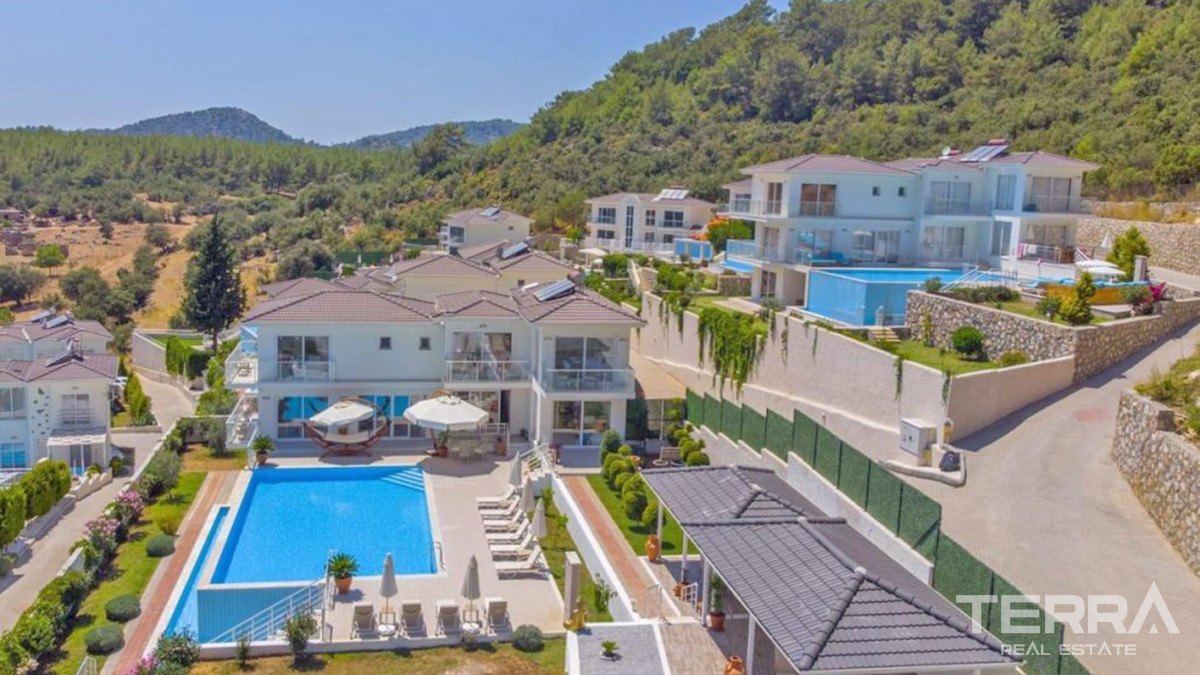 Resale Luxury Villa with Infinity Pool in Fethiye, Ovacık - 57071