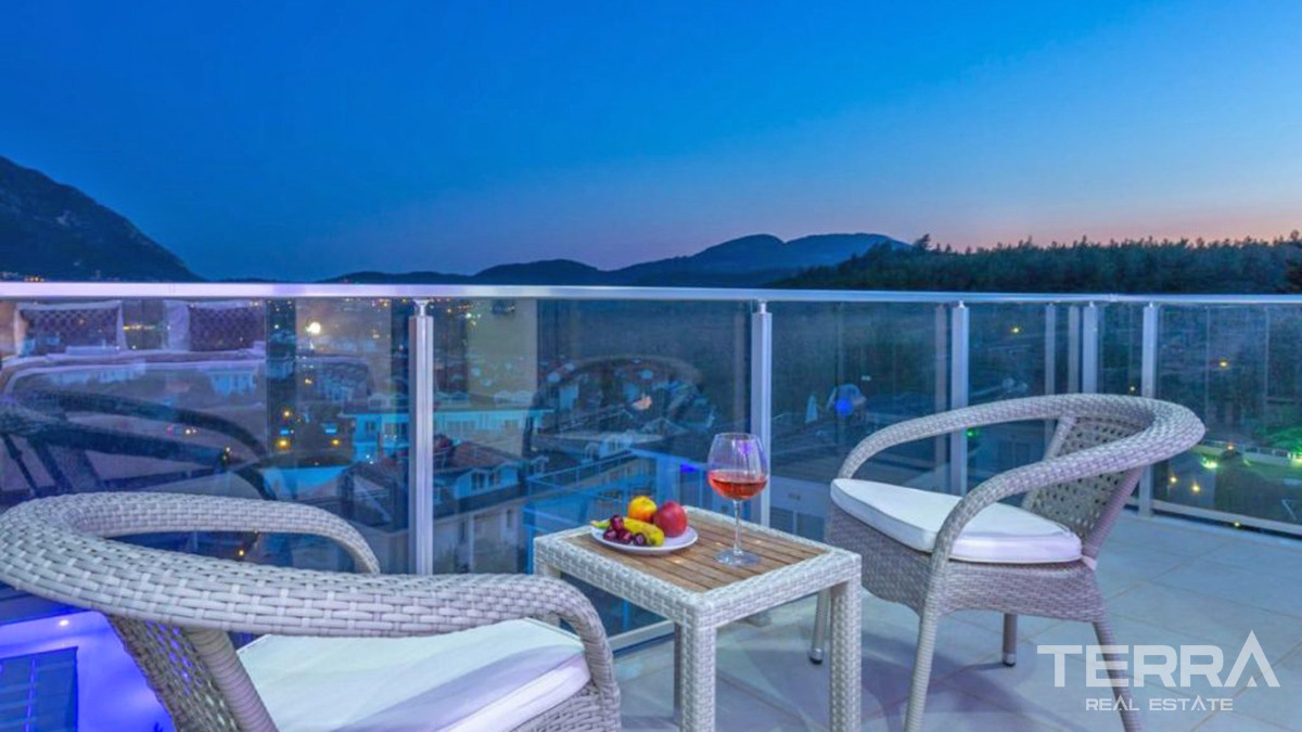 Resale Luxury Villa with Infinity Pool in Fethiye, Ovacık - 57081