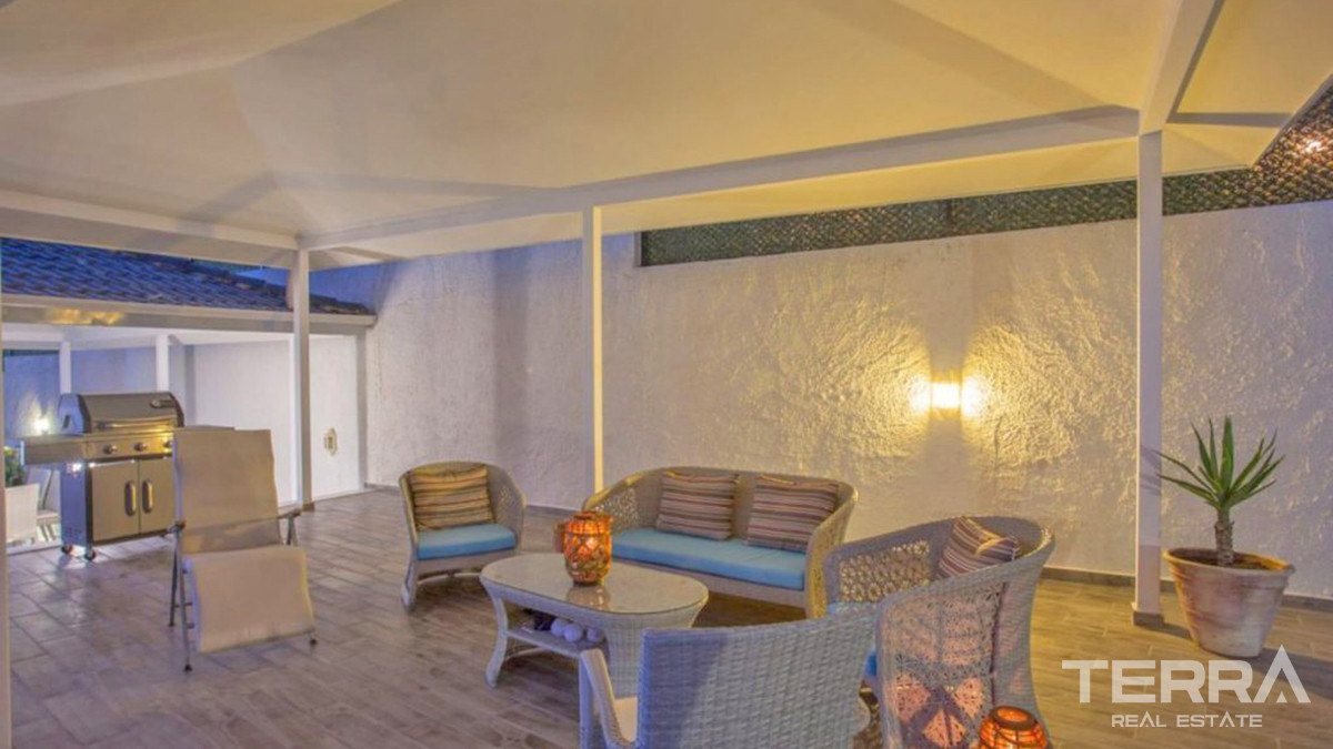 Resale Luxury Villa with Infinity Pool in Fethiye, Ovacık - 57083