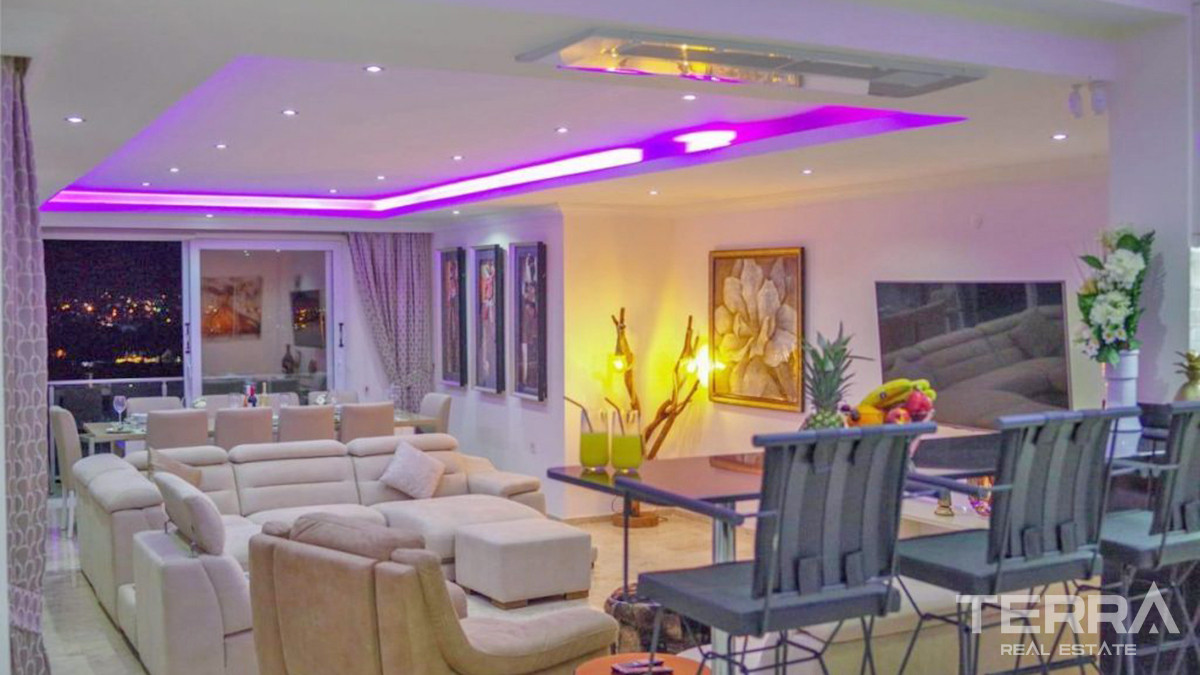 Resale Luxury Villa with Infinity Pool in Fethiye, Ovacık - 57086