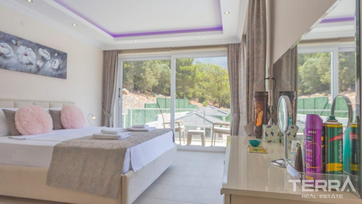 Resale Luxury Villa with Infinity Pool in Fethiye, Ovacık - 57098