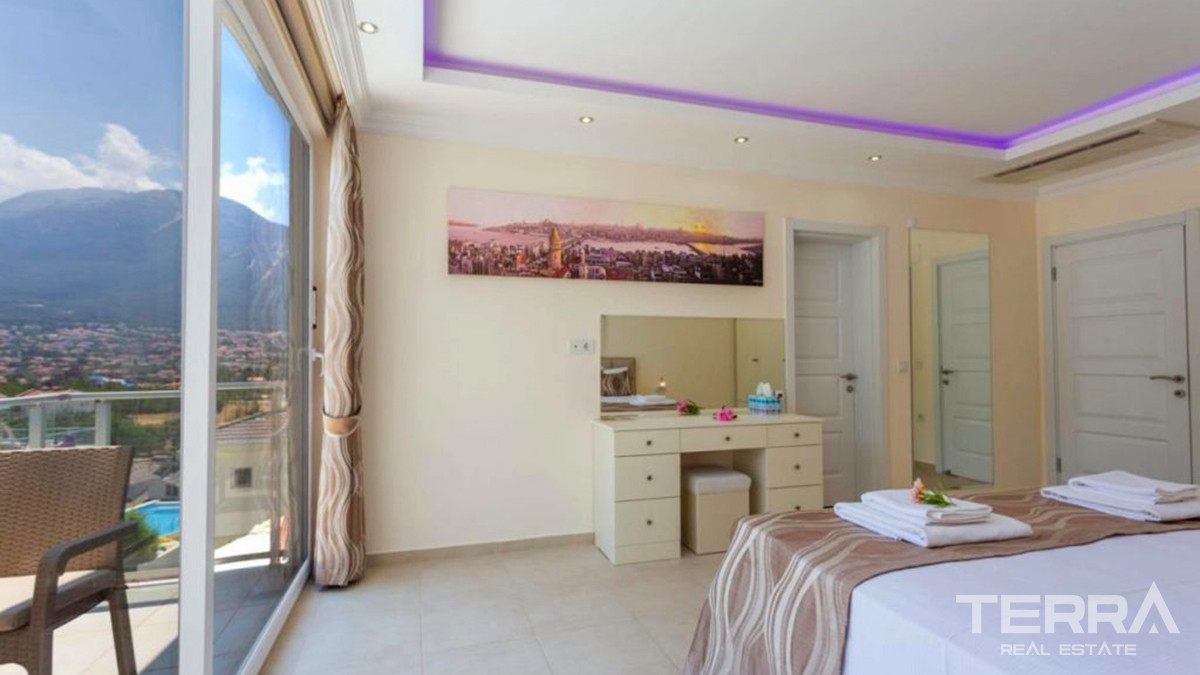 Resale Luxury Villa with Infinity Pool in Fethiye, Ovacık - 57101