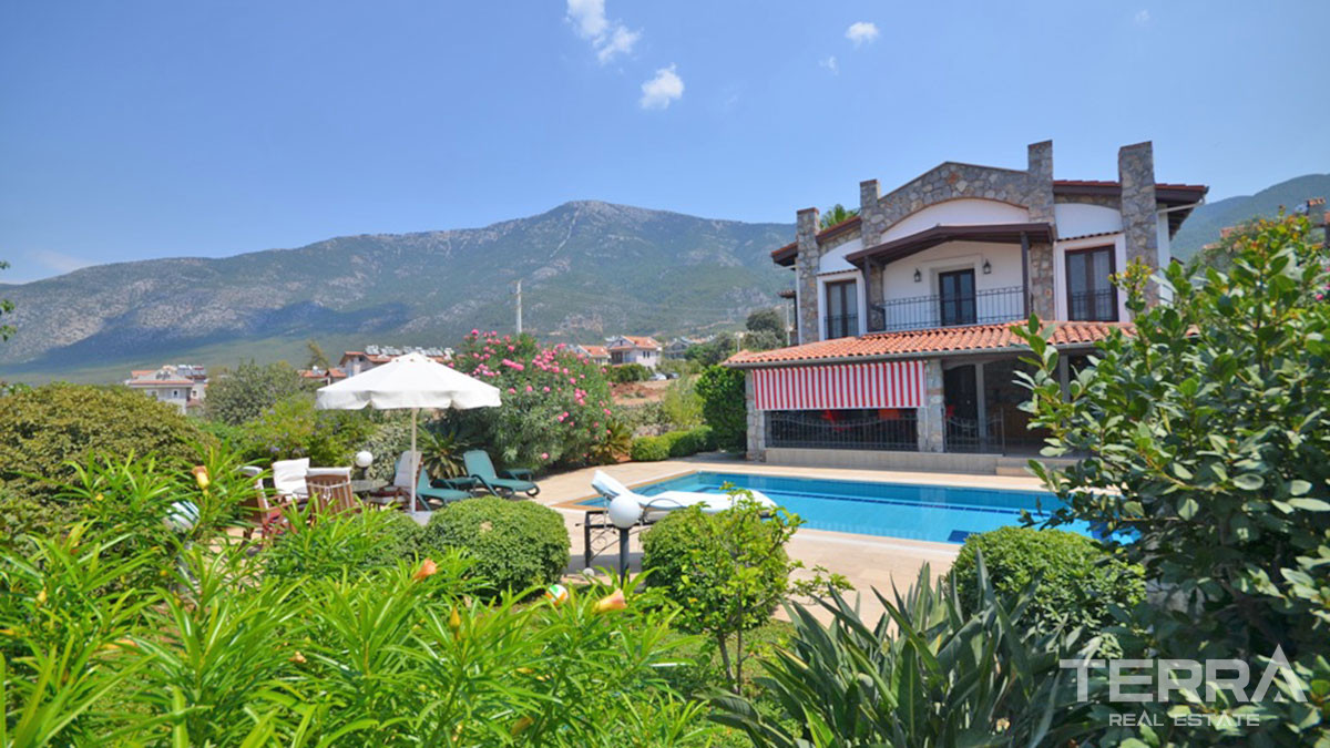 Villa in Fethiye Ovacık with Large Garden and Private Swimming Pool - 57418