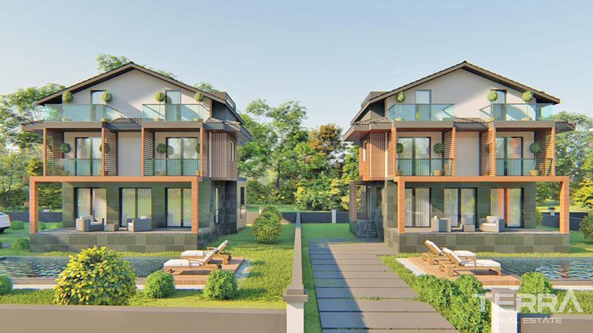 Detached Villas with Private Garden and Swimming Pool in Fethiye Çalış - 57459