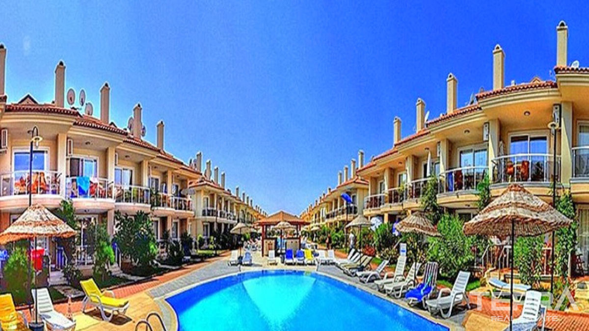 Resale Seafront Apartment in Fethiye, Çalış with Shared Swimming Pool - 57551