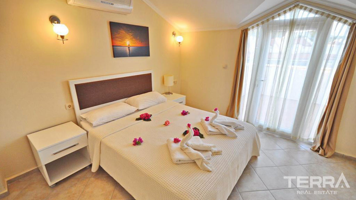 Resale Seafront Apartment in Fethiye, Çalış with Shared Swimming Pool - 57559