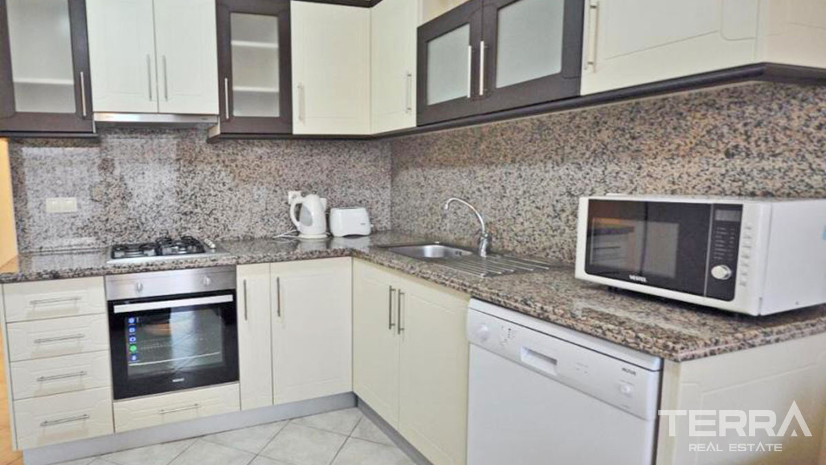 Resale Seafront Apartment in Fethiye, Çalış with Shared Swimming Pool - 57560