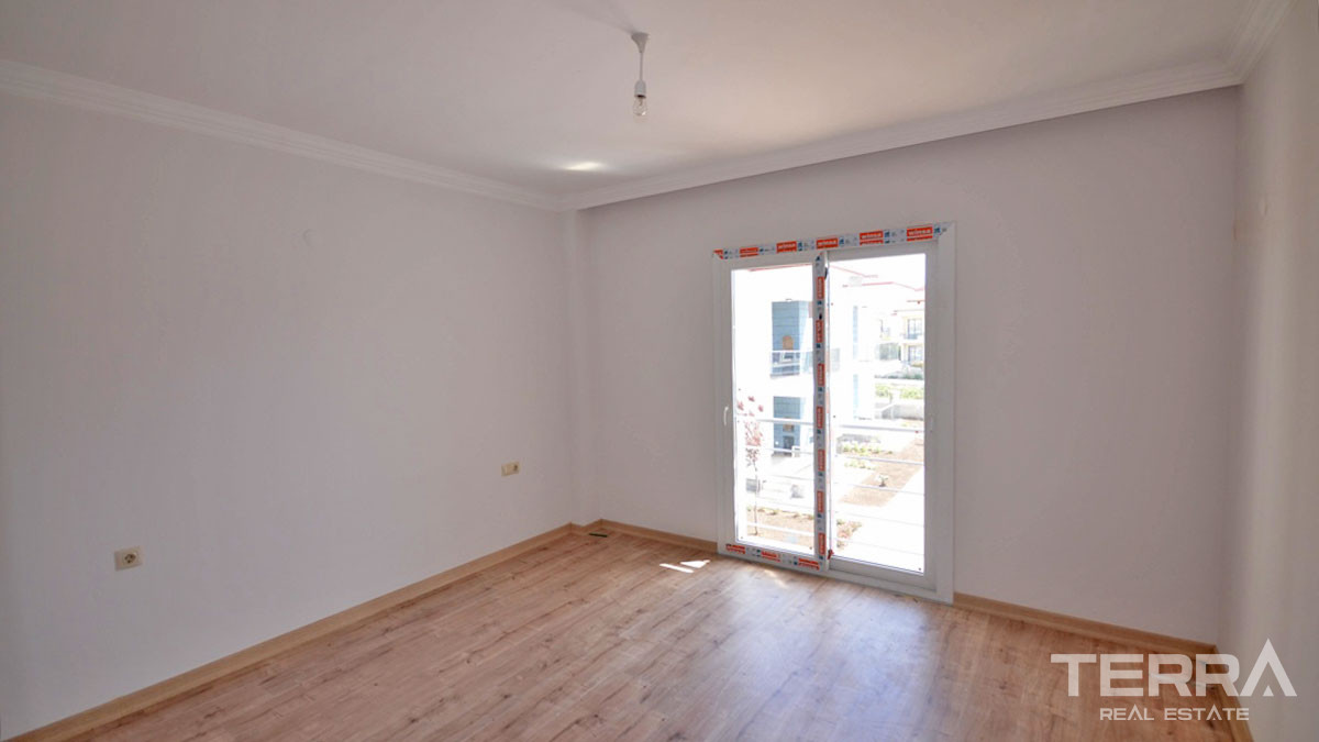 Investment Apartment with Shared Swimming pool in Fethiye Center - 57575