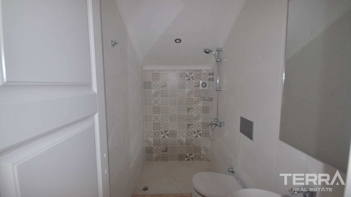 Investment Apartment with Shared Swimming pool in Fethiye Center - 57578