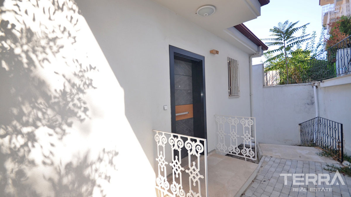 Sea View Villa with Shared Swimming Pool in Fethiye Town - 57678