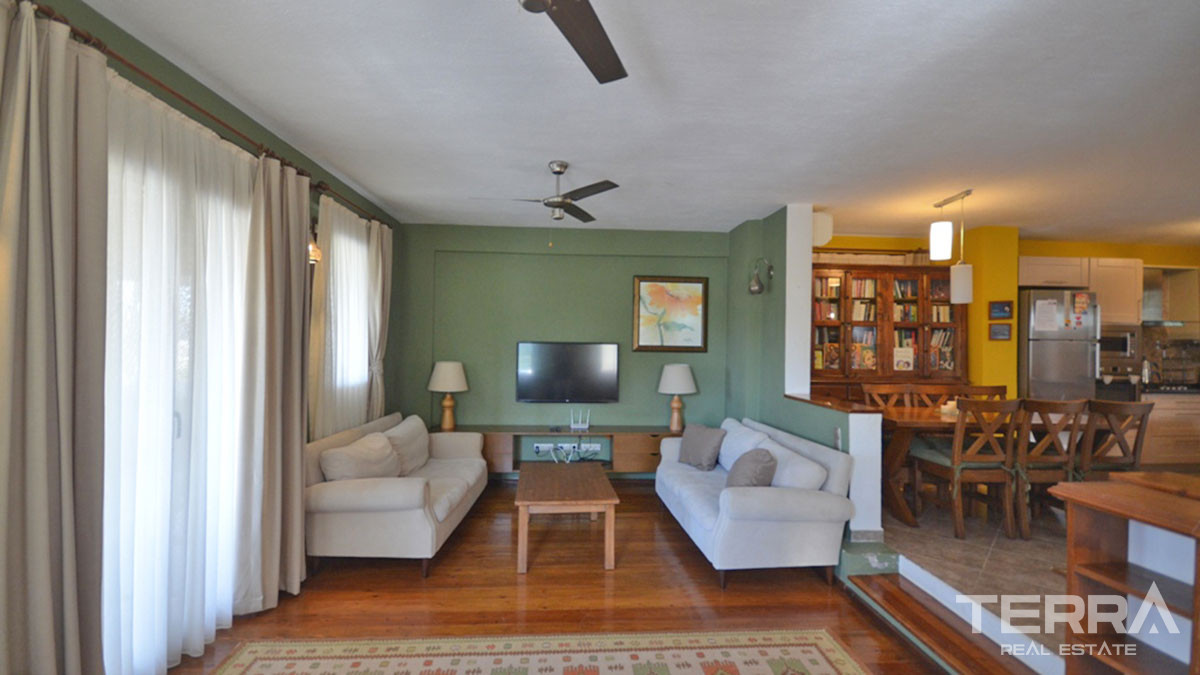Resale Villa with Large Garden and Swimming Pool in Fethiye Ovacık - 57897