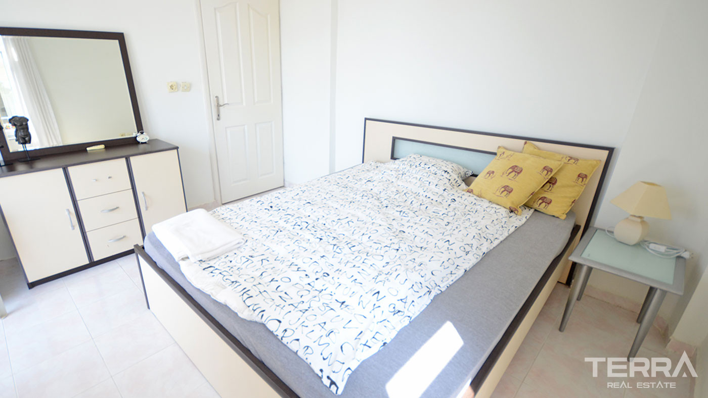 Tani apartament z widokiem na morze i z basenem blisko plaży w Alanyi - 58159