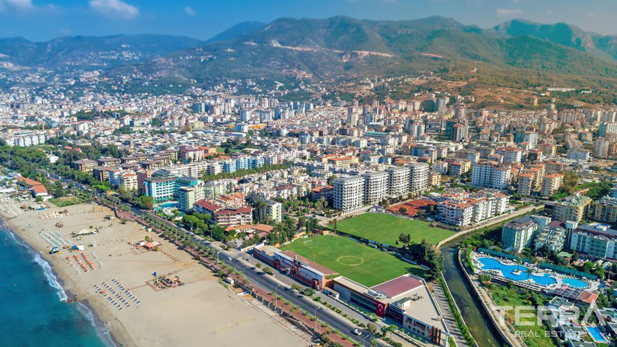 Resale Apartment in Alanya Center Only 100 m from the Beach - 58481
