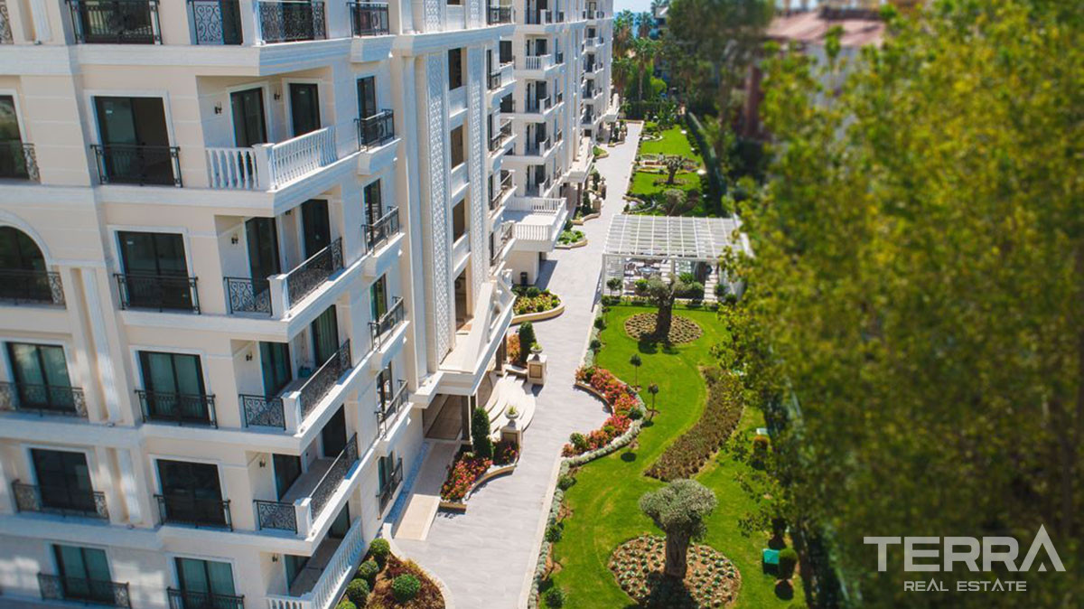 Resale Apartment in Alanya Center Only 100 m from the Beach - 58502