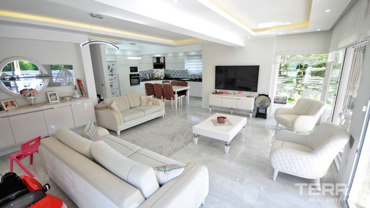 Fethiye Çalış'ta Özel Bahçeli ve Havuzlu Lüks Villa - 58760