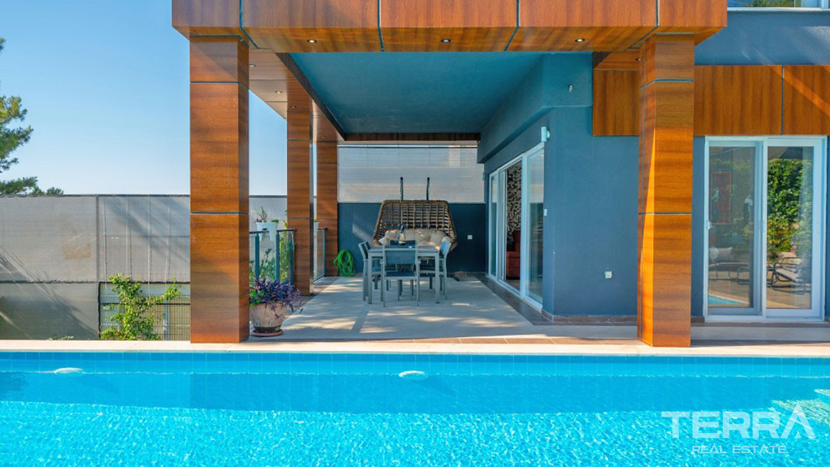 Furnished Luxury Villa with Large Garden and a Pool in Fethiye Ovacık - 59041