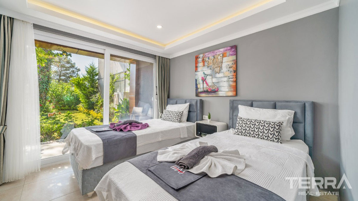 Furnished Luxury Villa with Large Garden and a Pool in Fethiye Ovacık - 59049