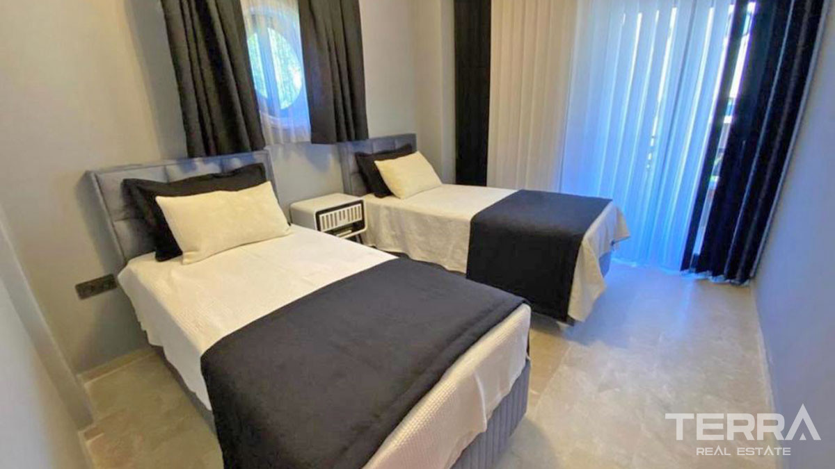 Furnished Luxury Villa with Large Garden and a Pool in Fethiye Ovacık - 59051