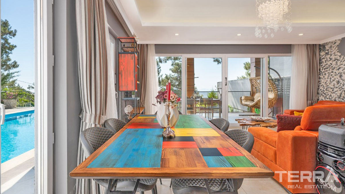 Furnished Luxury Villa with Large Garden and a Pool in Fethiye Ovacık - 59054