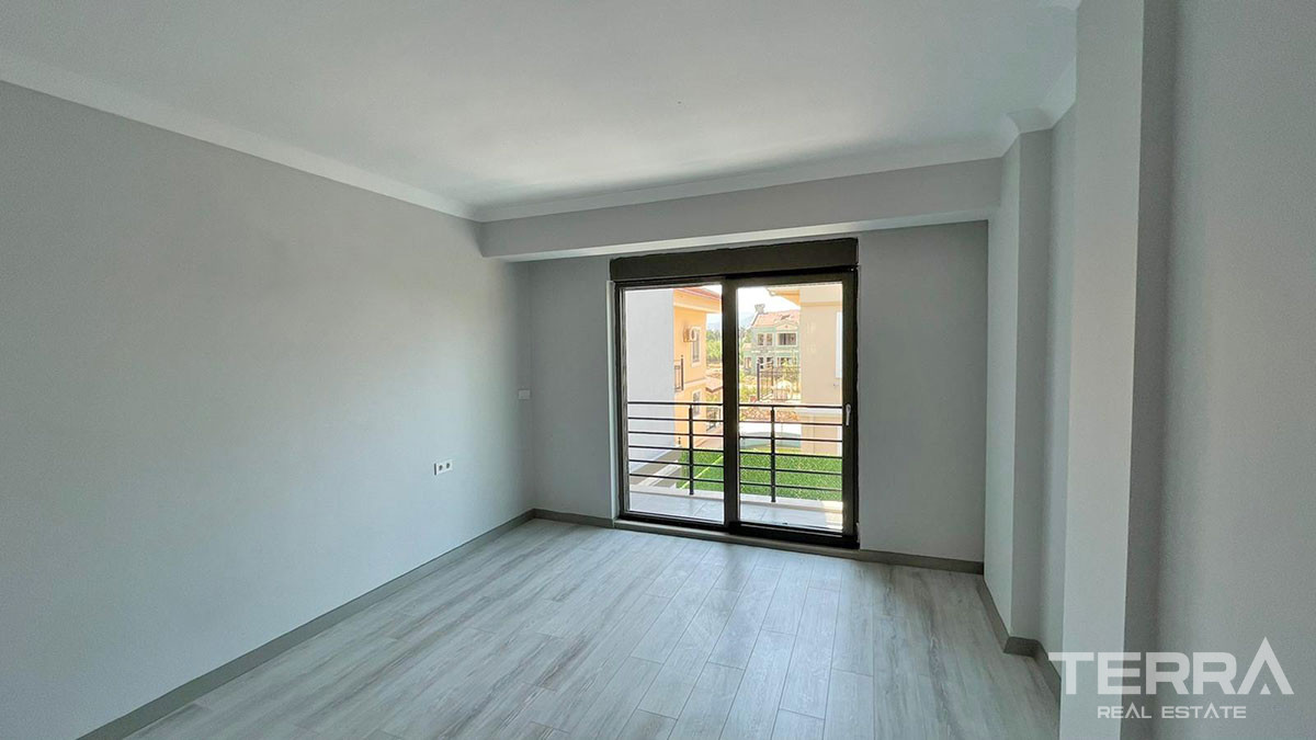 Semi Detached Luxury Villa Close to the Beach in Fethiye Çalış - 59071