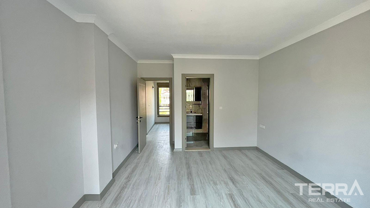 Semi Detached Luxury Villa Close to the Beach in Fethiye Çalış - 59073