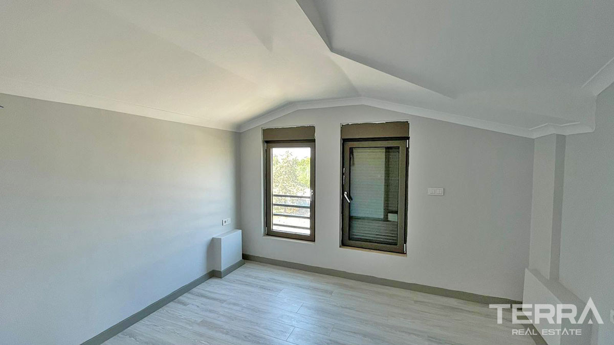 Semi Detached Luxury Villa Close to the Beach in Fethiye Çalış - 59075