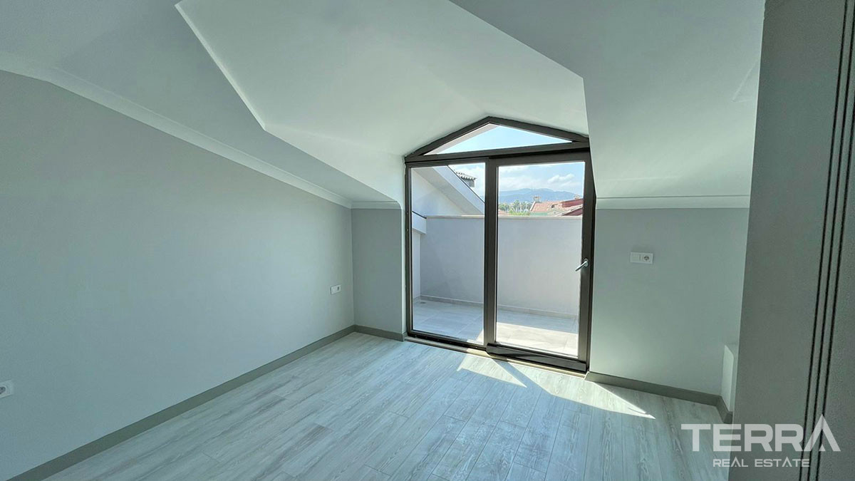 Semi Detached Luxury Villa Close to the Beach in Fethiye Çalış - 59081