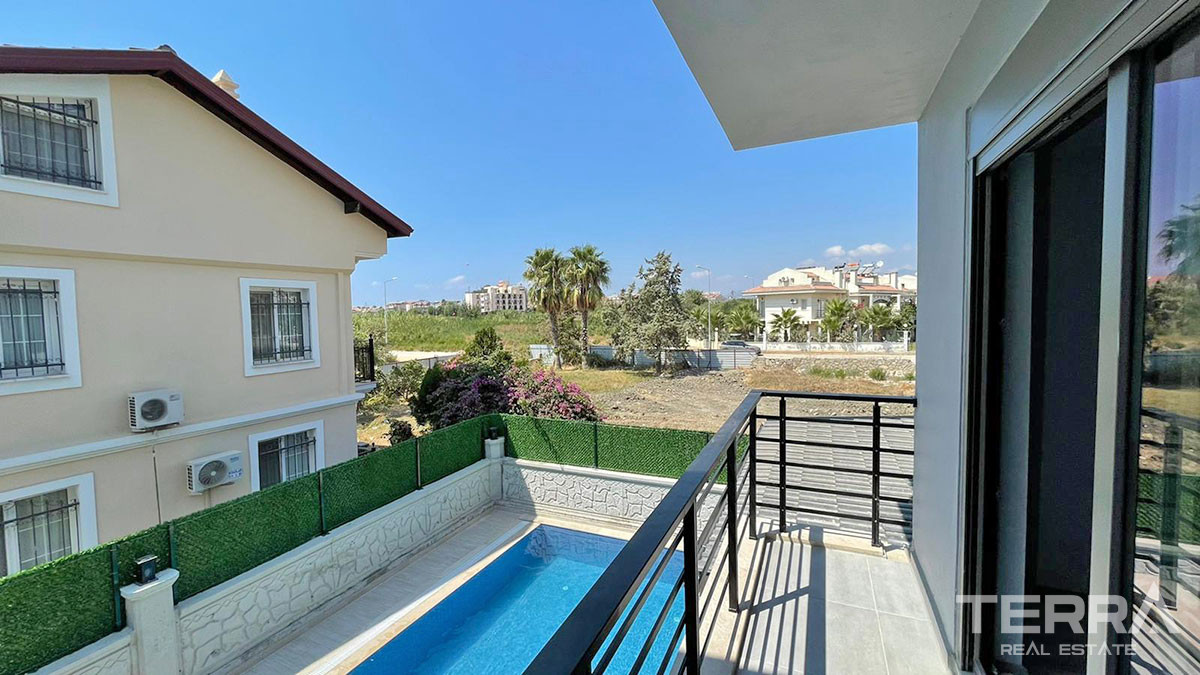 Semi Detached Luxury Villa Close to the Beach in Fethiye Çalış - 59083