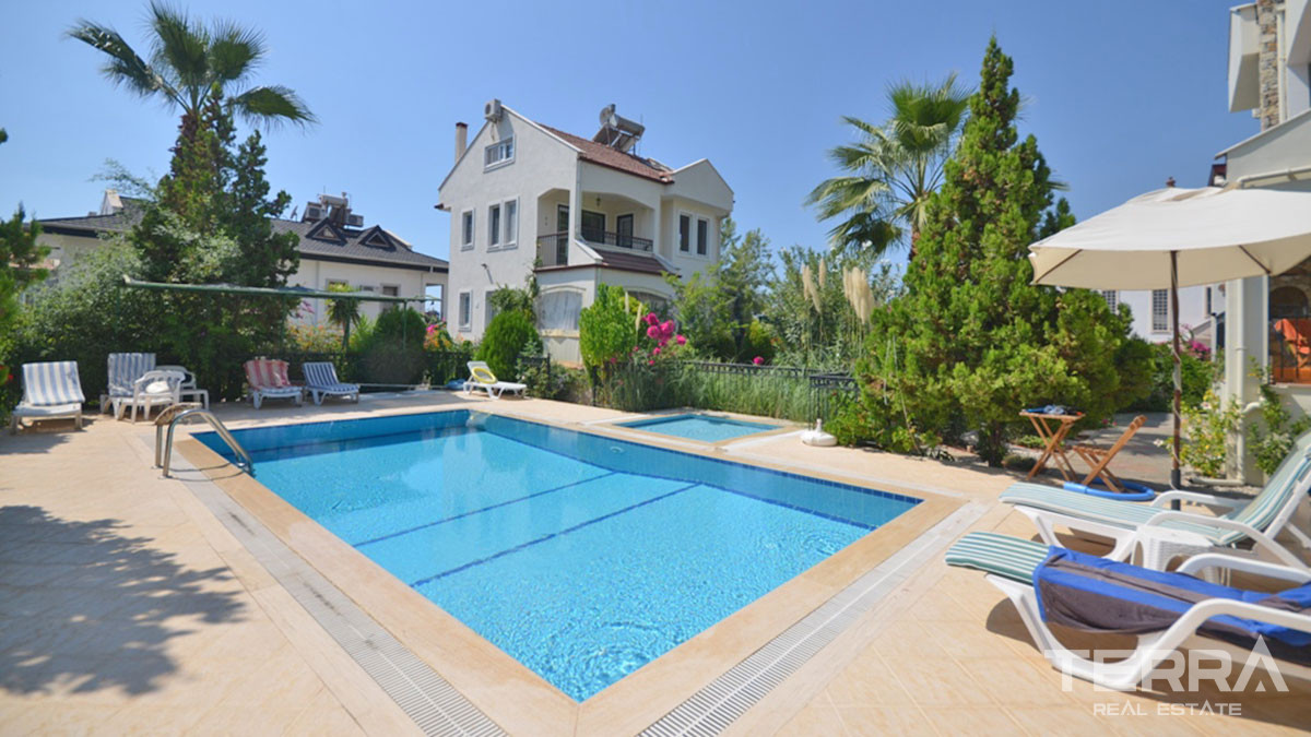Large Detached Bargain Villa with Shared Pool in Çalış Fethiye - 59111