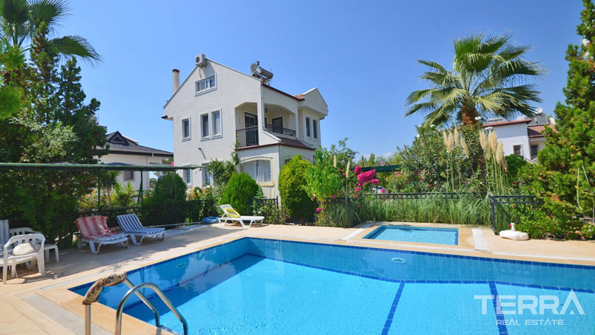 Large Detached Bargain Villa with Shared Pool in Çalış Fethiye - 59112