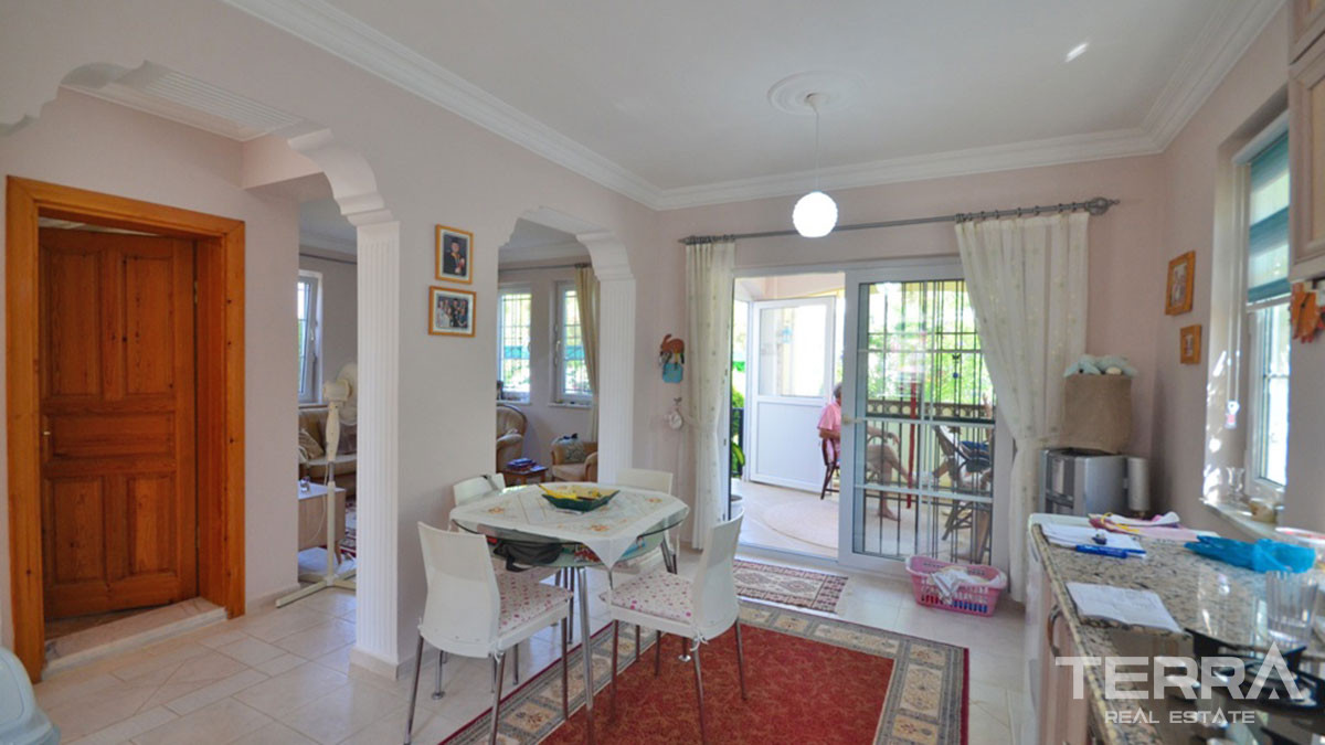 Large Detached Bargain Villa with Shared Pool in Çalış Fethiye - 59117