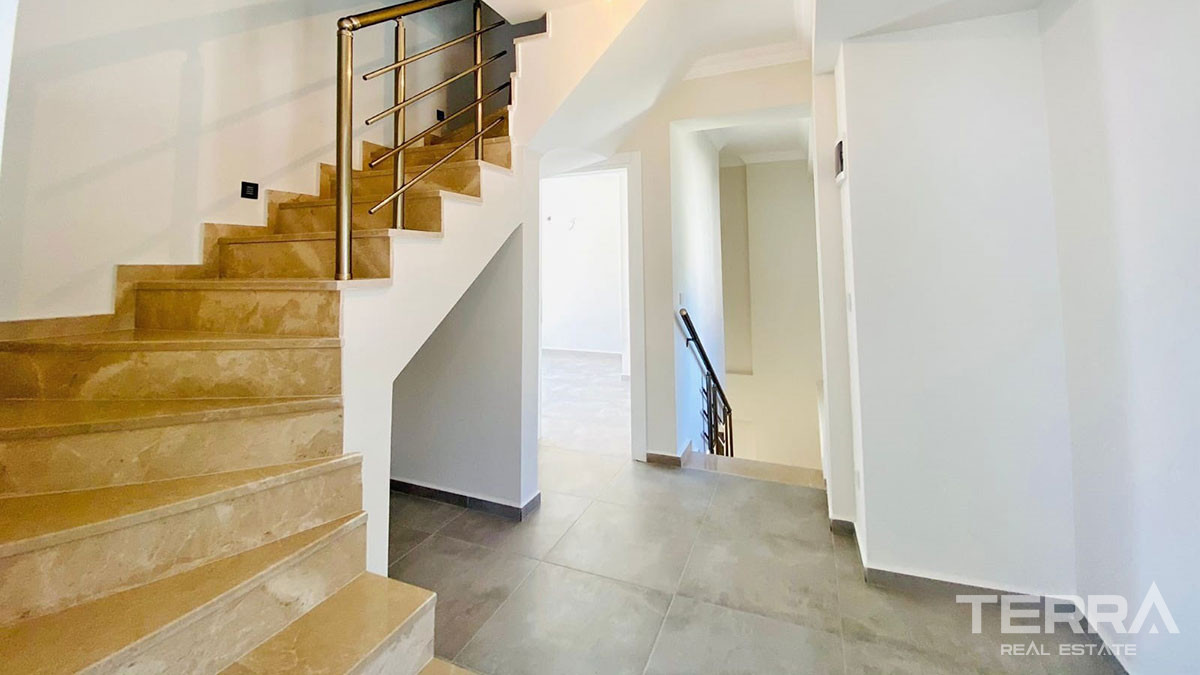 Luxury 4-Bedroom Villa 500 m to the Beach in Fethiye, Çalış - 59684