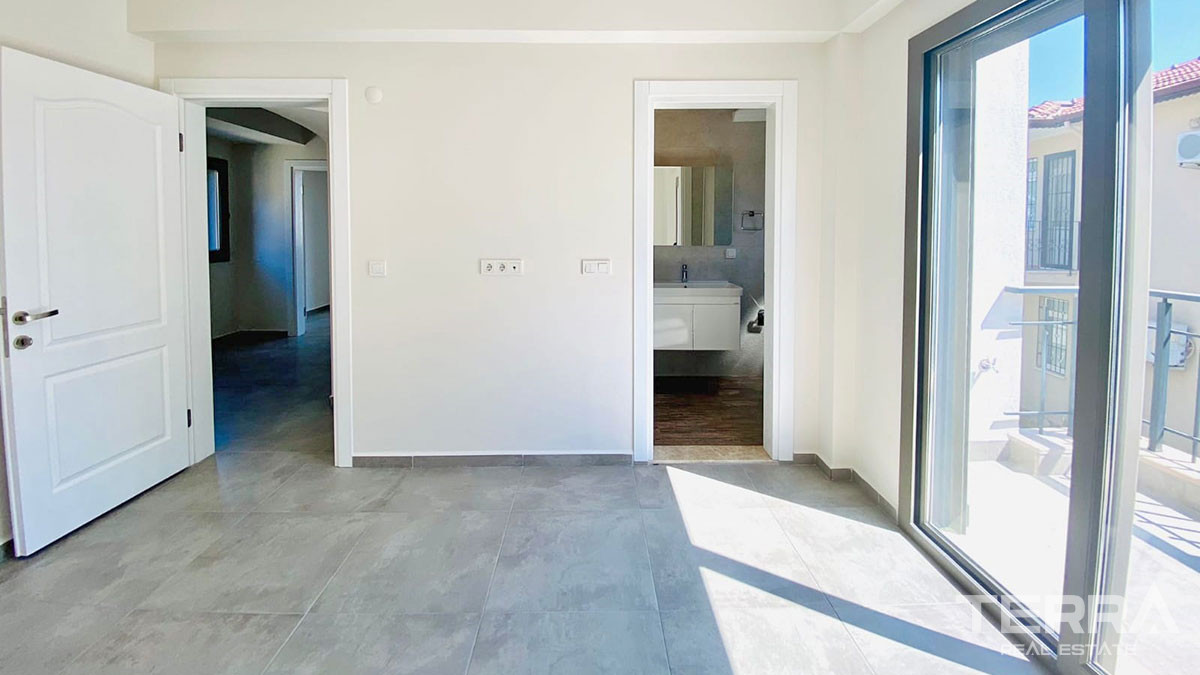 Luxury 4-Bedroom Villa 500 m to the Beach in Fethiye, Çalış - 59685