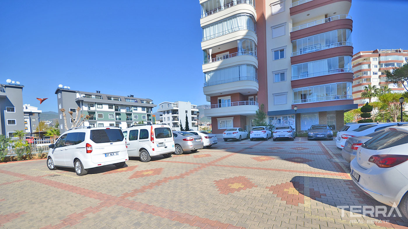 Furnished 2 Bedroom Apartment with Swimming Pool in Alanya Tosmur - 60545