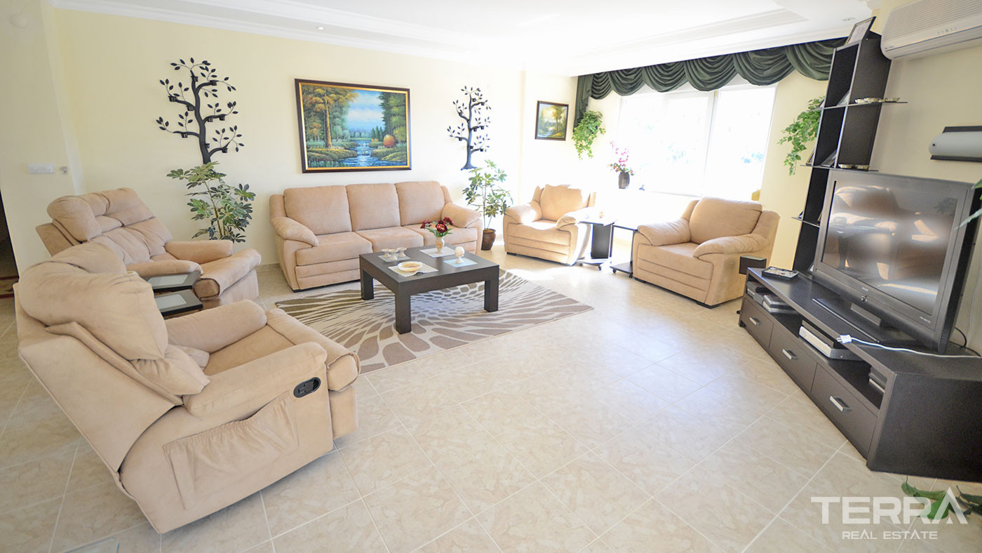 Furnished 2 Bedroom Apartment with Swimming Pool in Alanya Tosmur - 60544