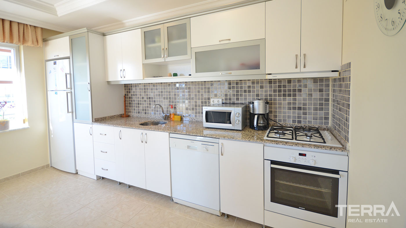 Furnished 2 Bedroom Apartment with Swimming Pool in Alanya Tosmur - 60547