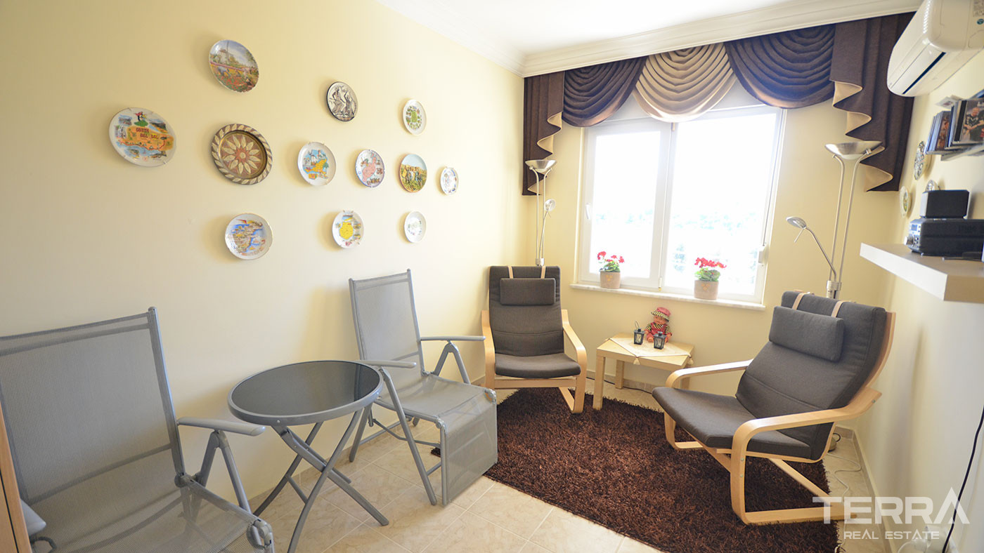 Furnished 2 Bedroom Apartment with Swimming Pool in Alanya Tosmur - 60549