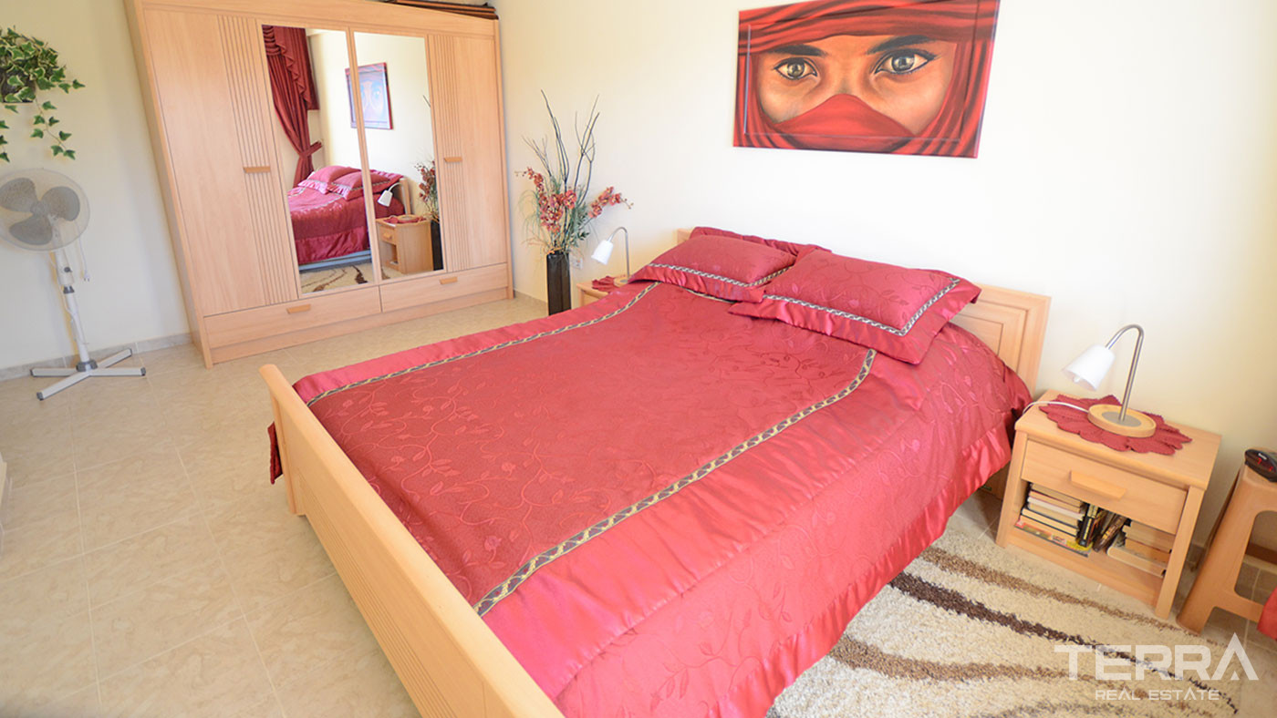 Furnished 2 Bedroom Apartment with Swimming Pool in Alanya Tosmur - 60552