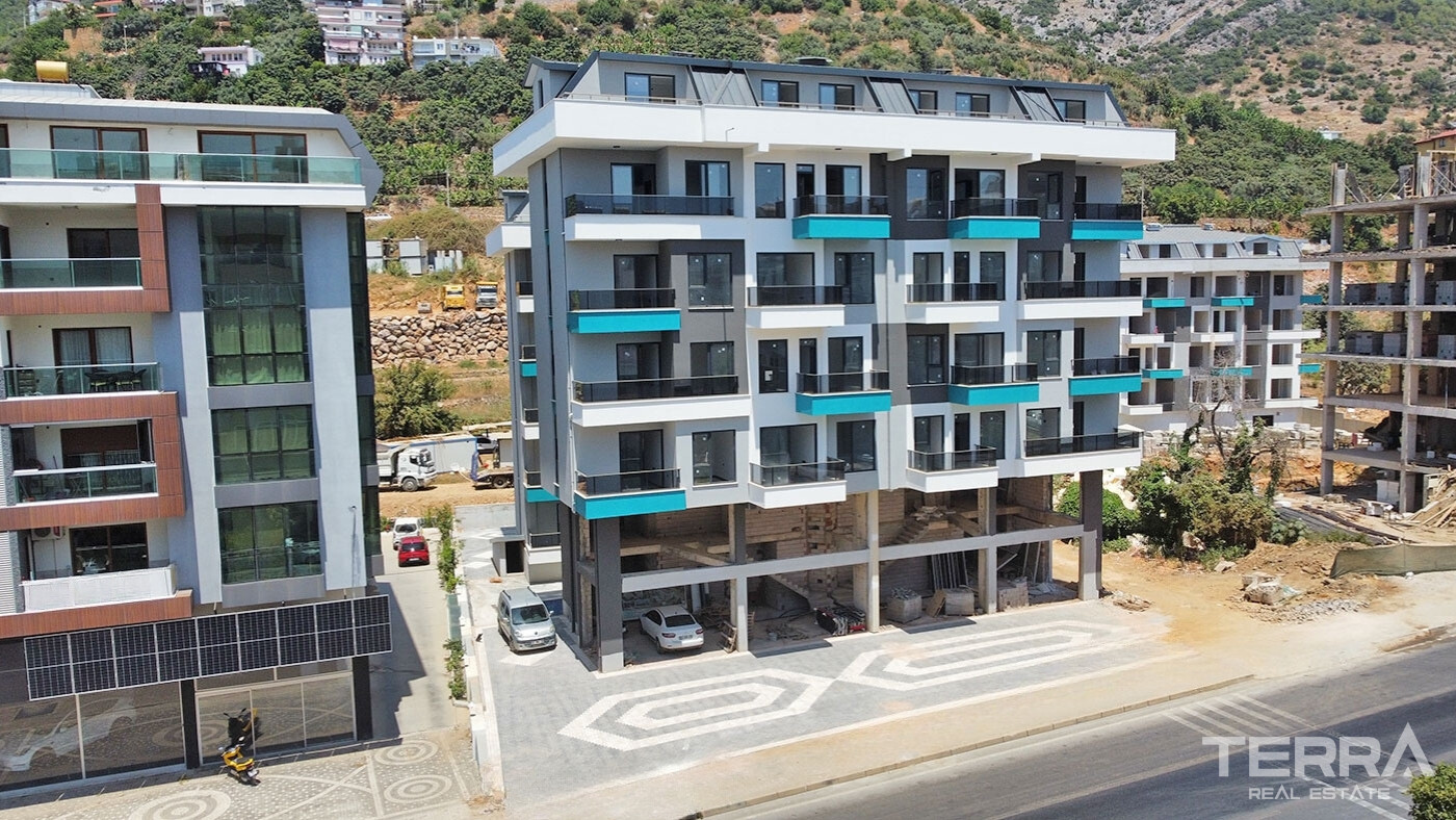 Centrally Located Apartments in Alanya with City and Landscape View