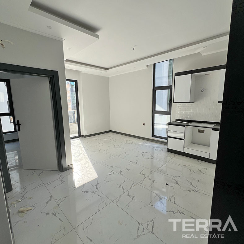 Centrally Located Apartments in Alanya with City and Landscape View - 99486