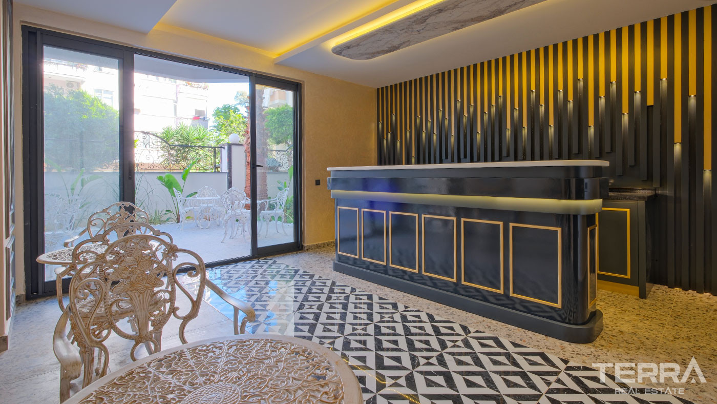 Seafront Apartments in Alanya Center with 5-Star Hotel Concept - 102150