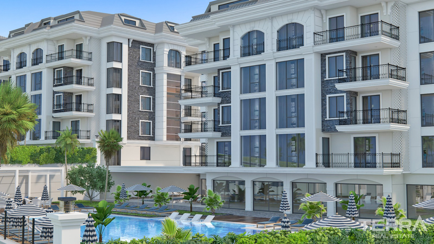 Spacious Apartments in Alanya Oba in the Luxury Complex with Amenities