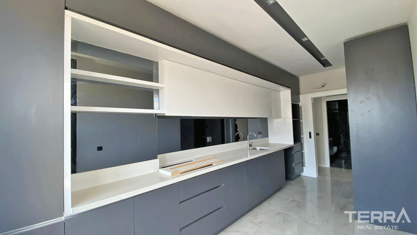 Spacious Apartments in Alanya Oba in the Luxury Complex with Amenities - 97972